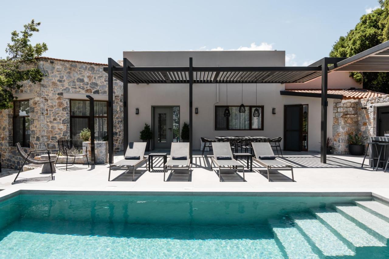 Eumelia Iconic Villa, With Heated Pool & Whirlpool, By Thinkvilla Asi Gonia Luaran gambar