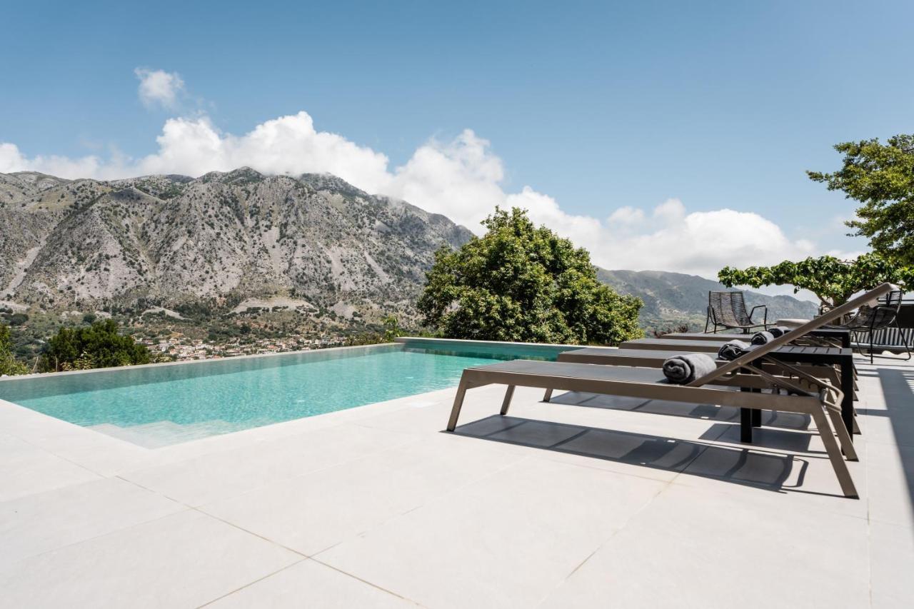 Eumelia Iconic Villa, With Heated Pool & Whirlpool, By Thinkvilla Asi Gonia Luaran gambar